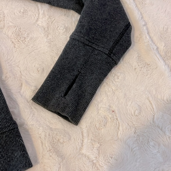 Lululemon Scuba Zip Up Sweatshirt - Picture 5 of 5